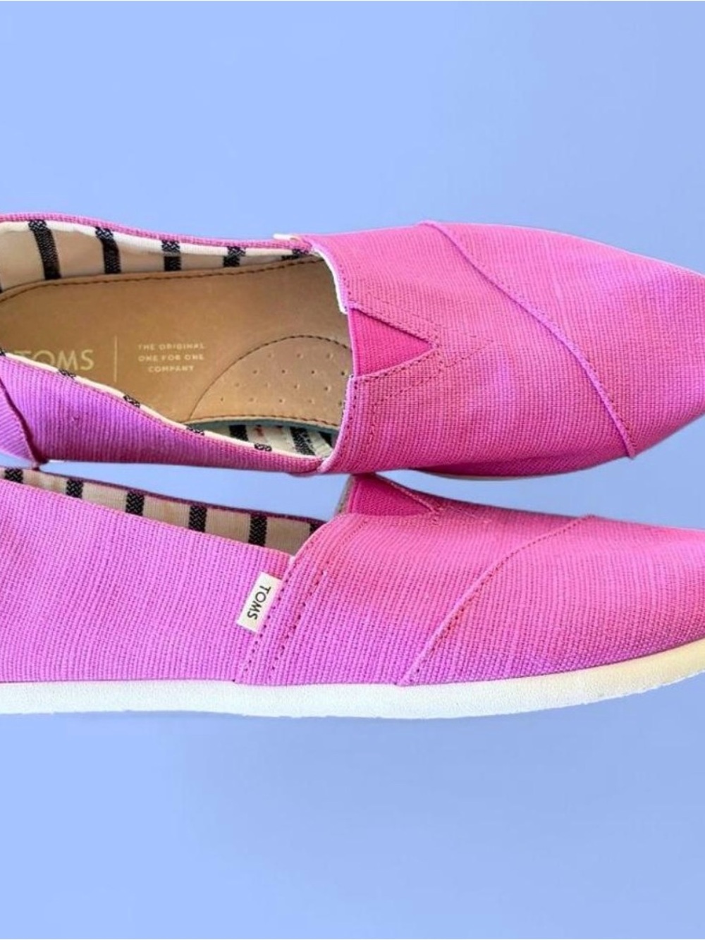TOMS Women Pink Canvas Slip-On Moccasins - Picture 5 of 5